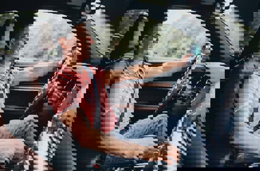 Should You Buy or Lease a Car if You Have Bad Credit?